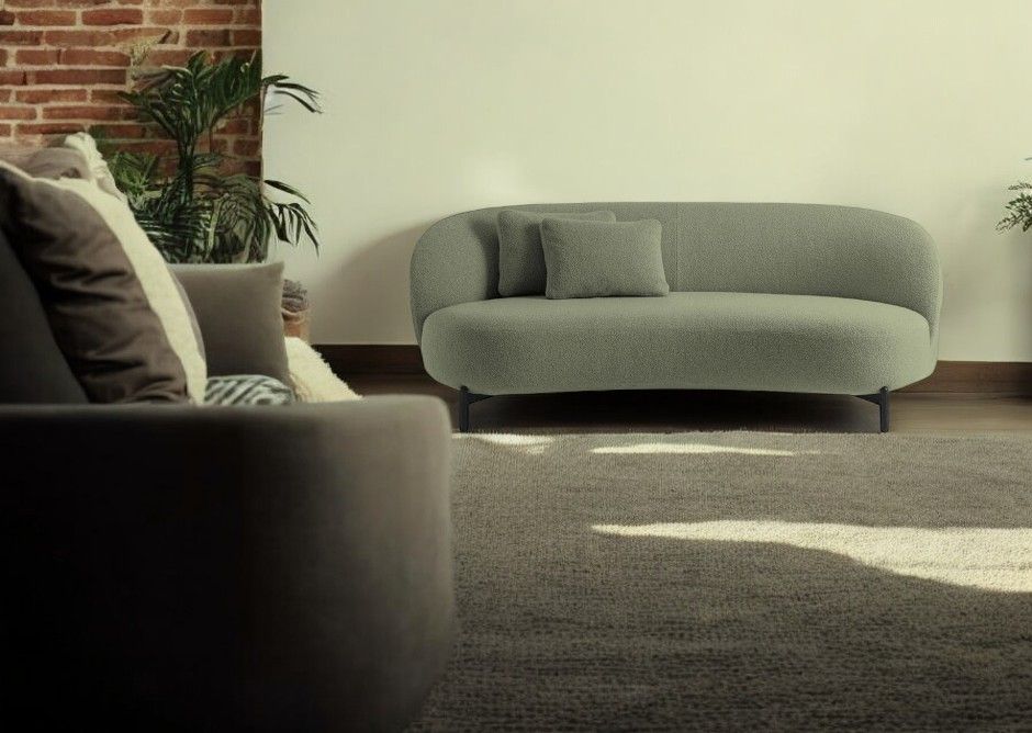 Lunam Sofa von Kartell, modernes Design Sofa in Beige mit Kissen für Wohnzimmer.