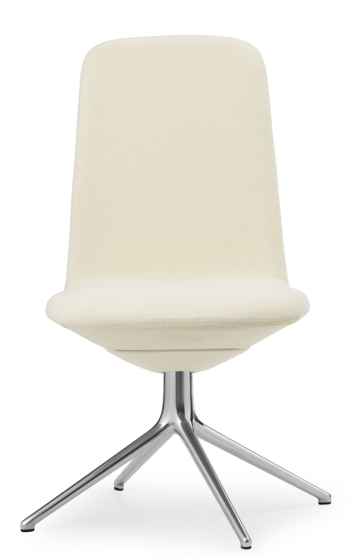 Off Chair Low 4L Konferenzstuhl von Normann Copenhagen, Stoffbezug in Creme, Drehfuß.