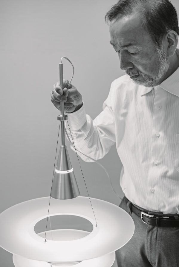 Enigma 425/545 Pendelleuchte Louis Poulsen