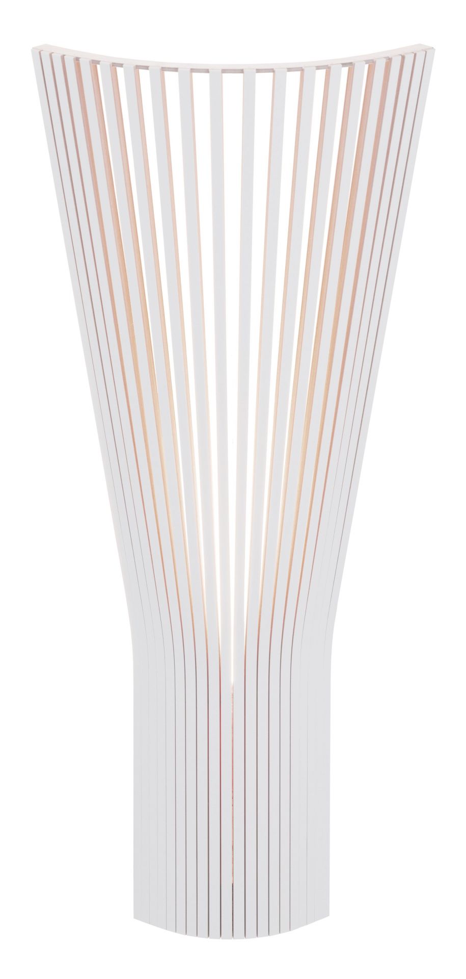 Secto Design 4236 Eckleuchte in Birke weiß laminiert, moderne Holzleuchte für die Wand.