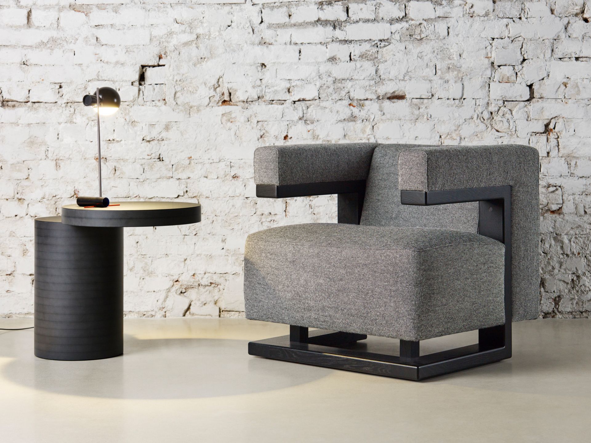 L25 Tafellampje LED Tischleuchte Reedition Tecta Schwarz glänzend