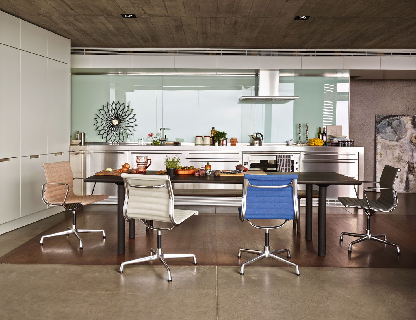 Aluminium Chair EA 103 / EA103 Stuhl Vitra