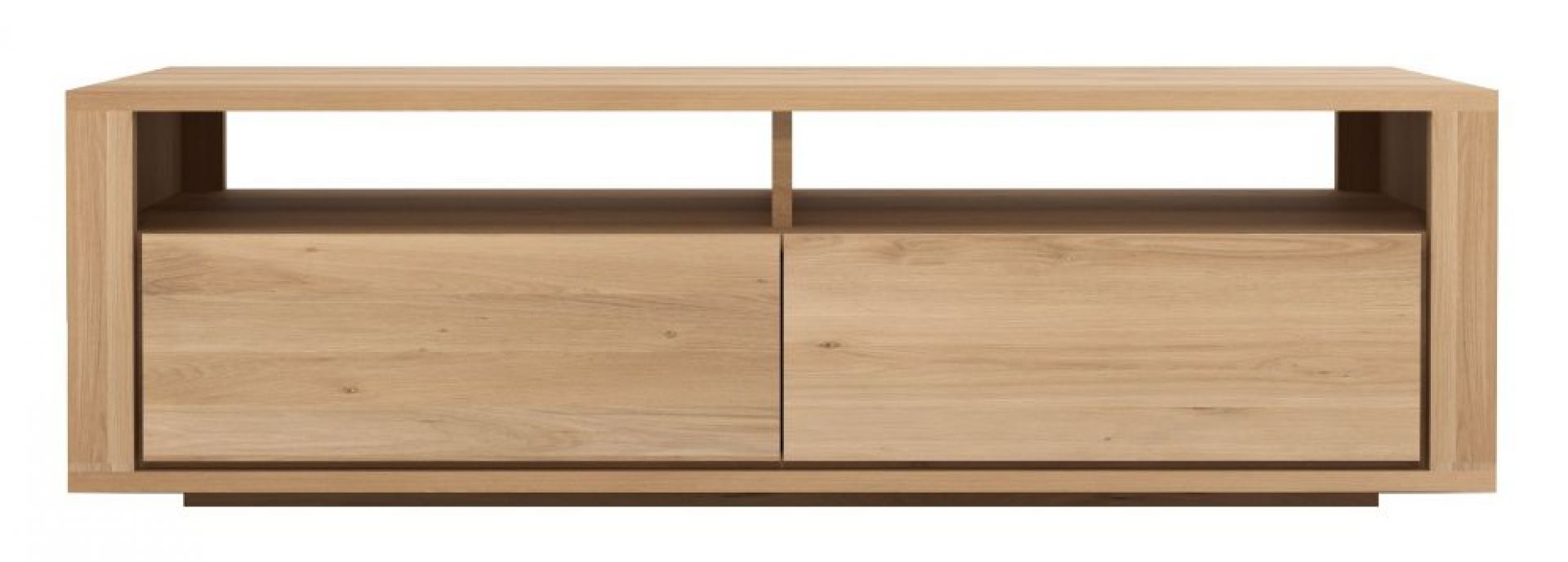 Ethnicraft Shadow TV Lowboard aus Eiche mit zwei Schubladen und offenem Fach.