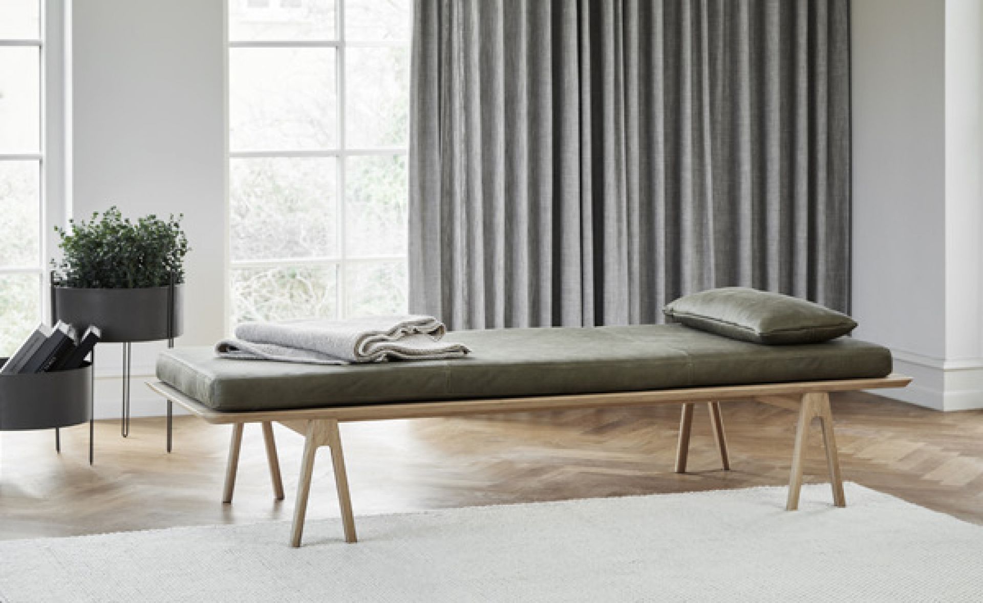 Level Daybed Liege Weiß/Schwarz Woud