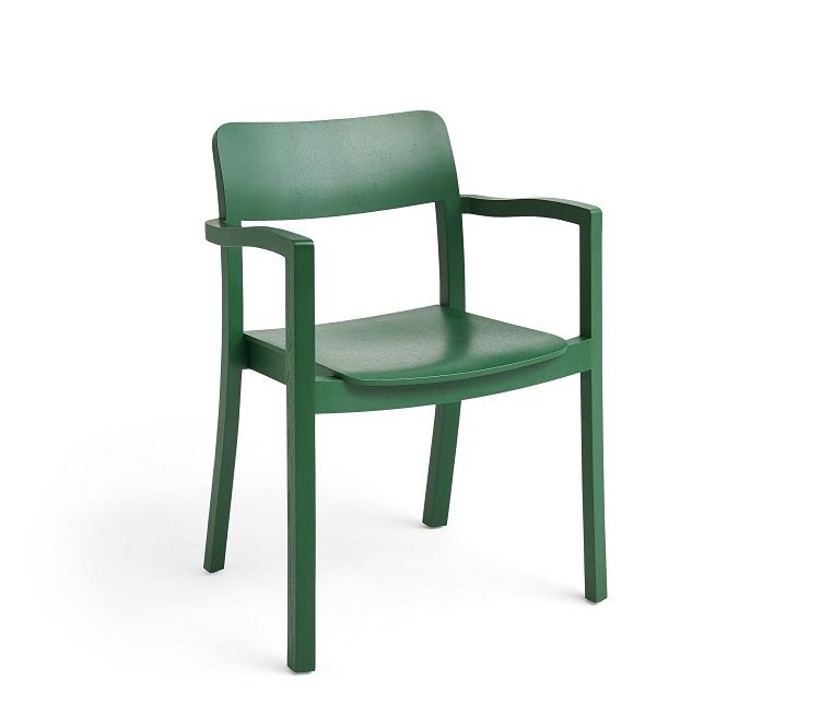 Grüner Pastis Armchair von Hay: Holzstuhl mit Armlehnen für Esszimmer und Wohnbereich.