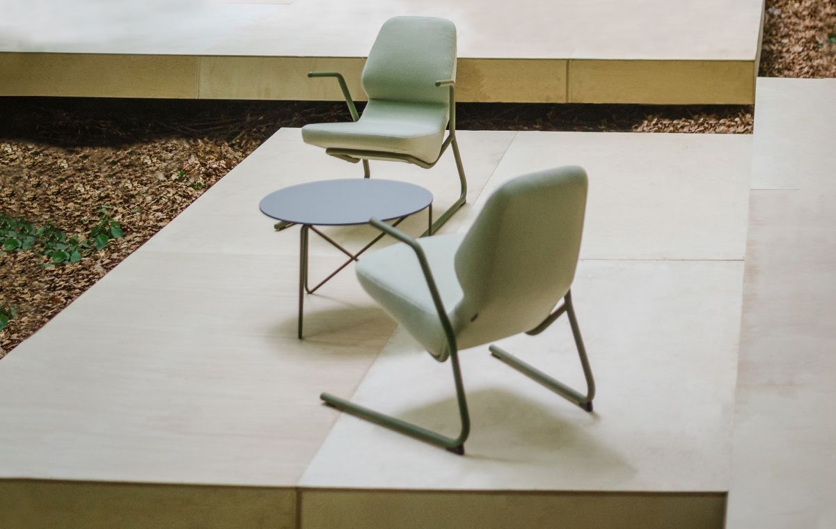 Oblique Indoor / Outdoor Sessel Prostoria