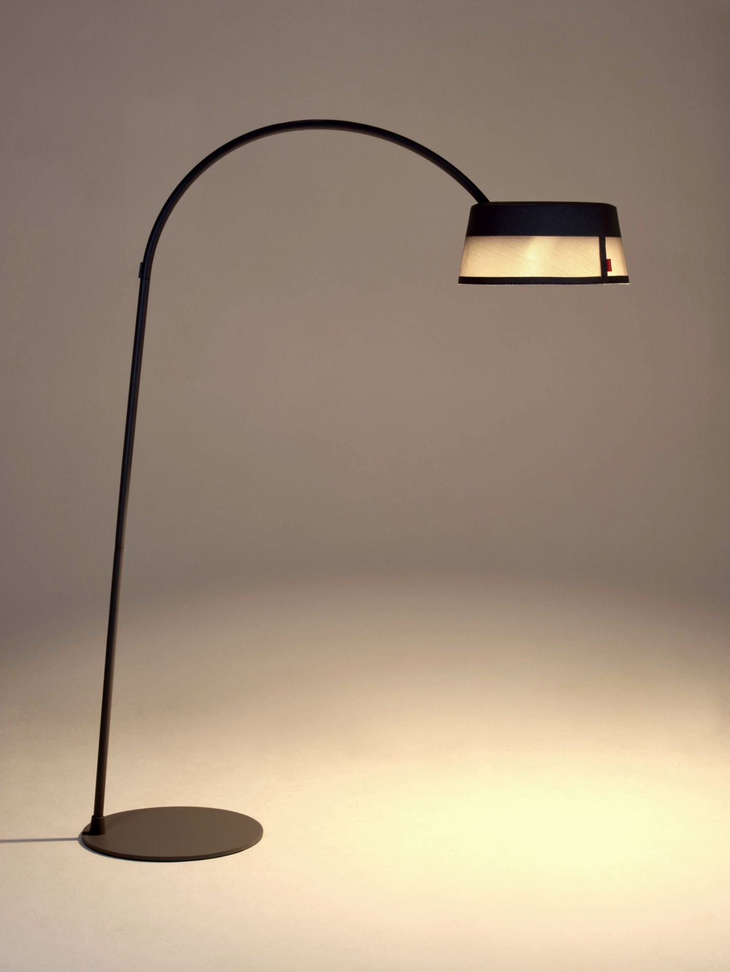 ISA-BELLE Solar Steh- & Bogenleuchte - 2 in 1 Moree