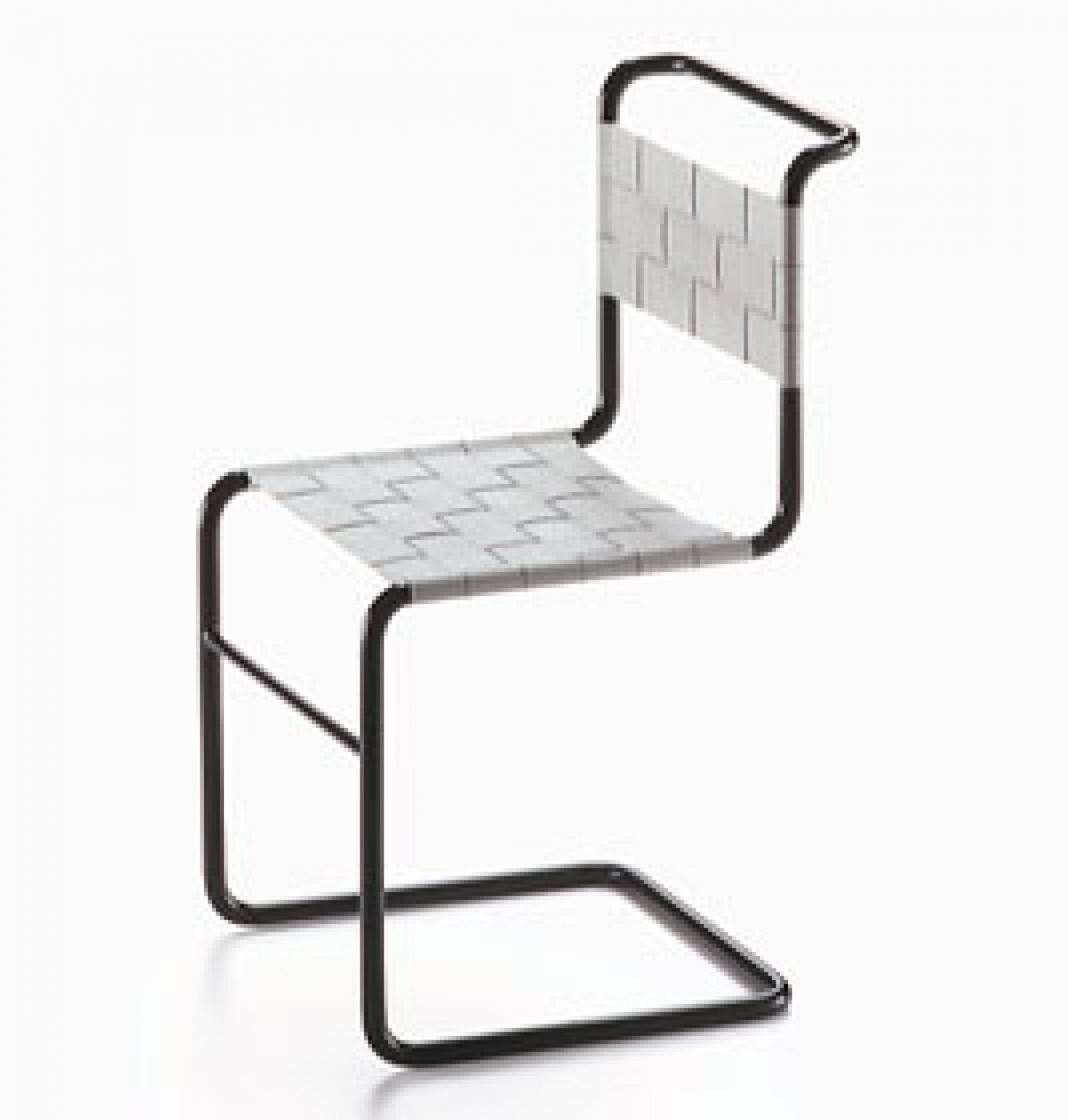 Miniatur Stuhl W1 [1926] mit schwarzem Stahlrohrgestell und geflochtener Sitzfläche. Designklassiker für Sammler.