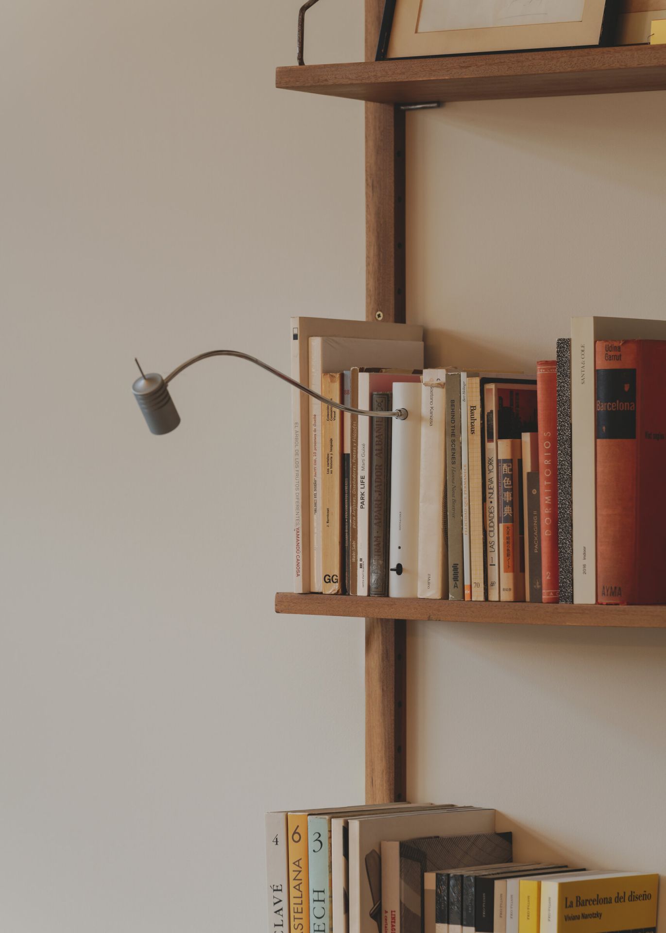 Bib Luz Tischleuchte Off White Santa & Cole