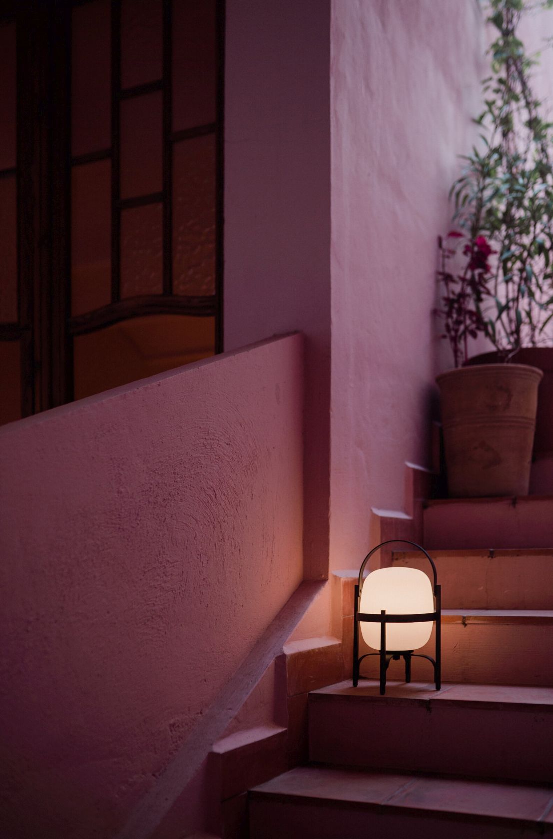 Cestita Alubat Tischleuchte English Green Santa & Cole