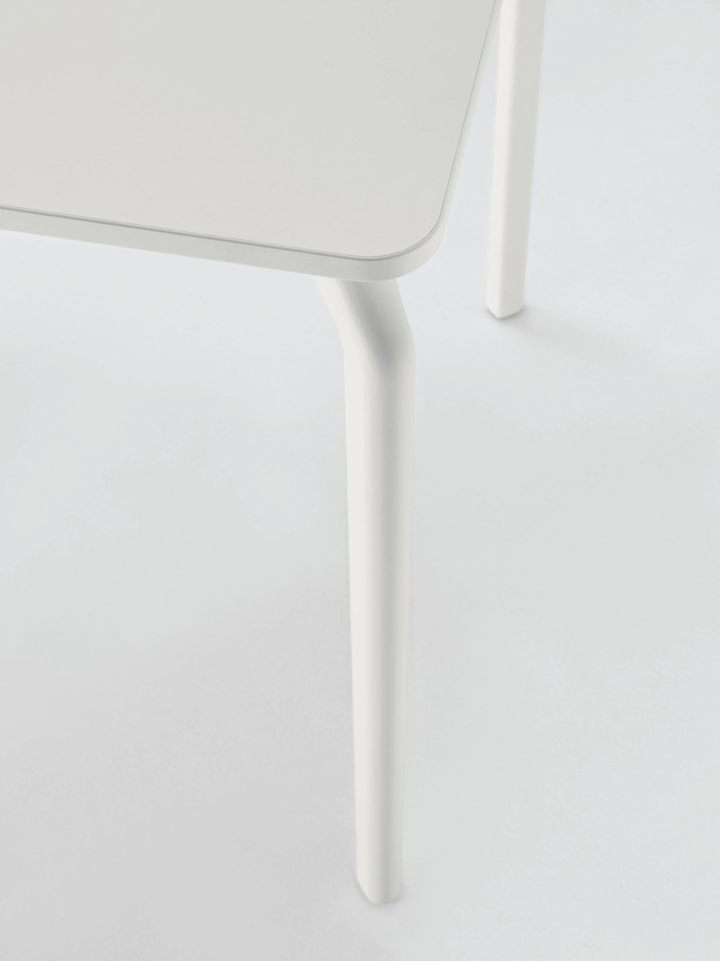 Tec Table Tisch Alias