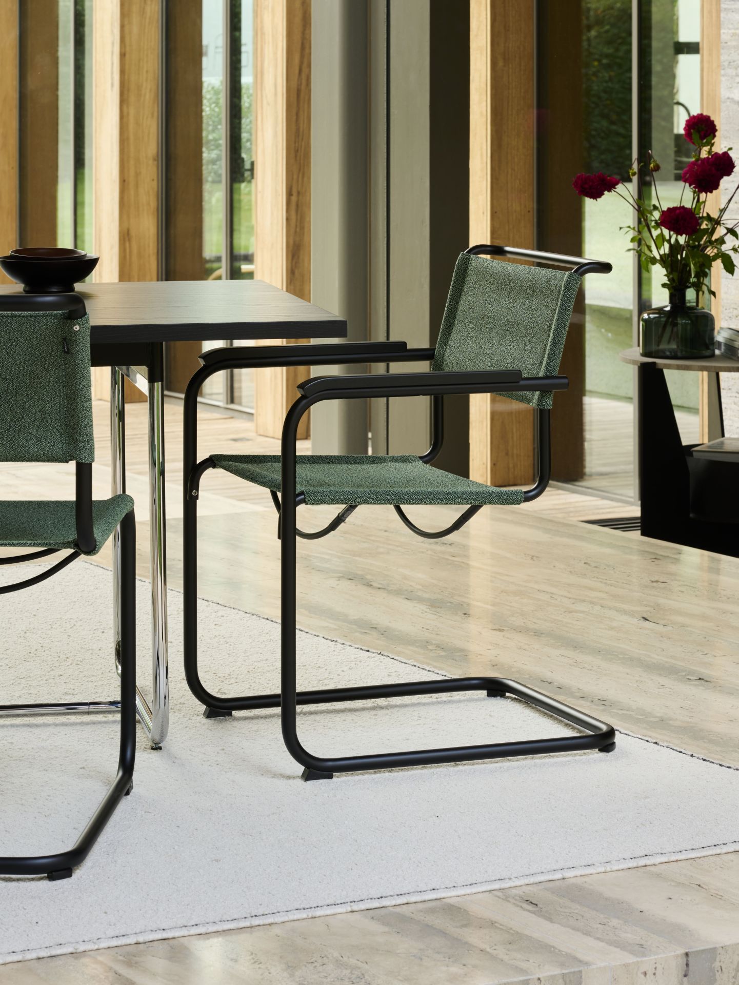 S 34 V / S34 V Freischwinger Thonet