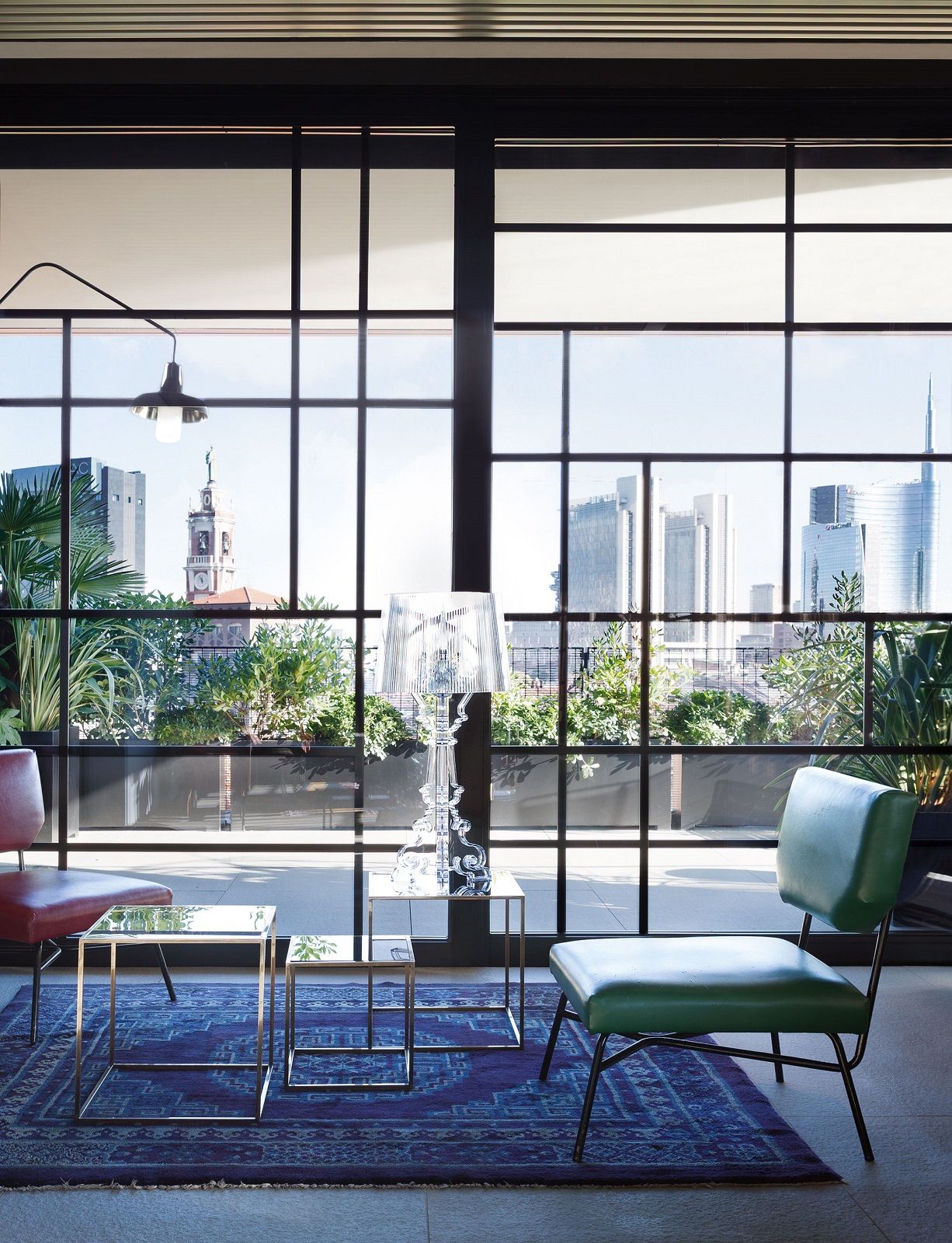 Bourgie Tischleuchte weiß-gold Kartell