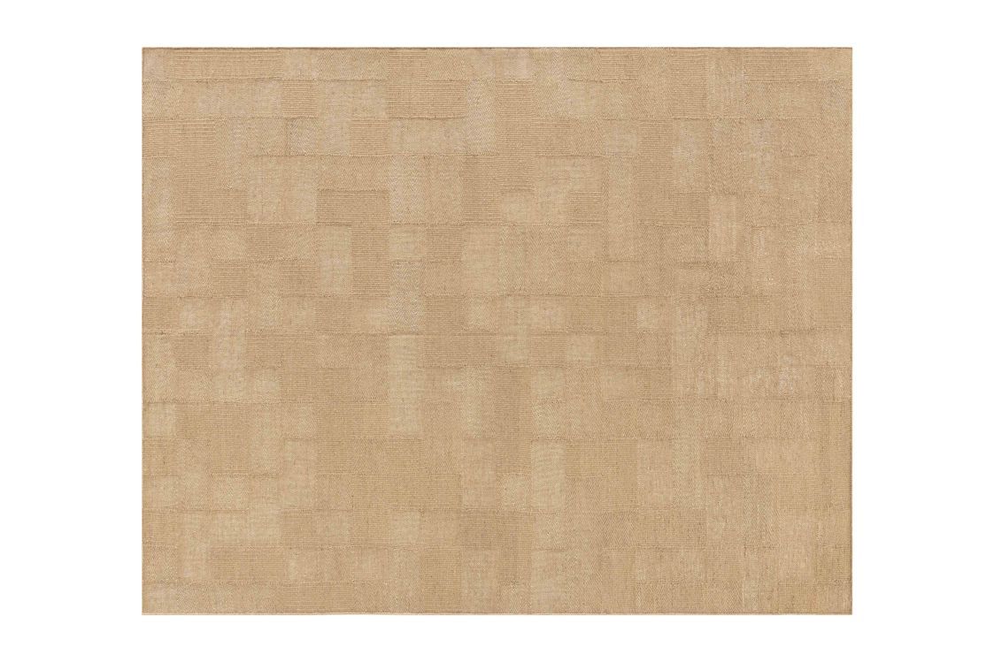 Beiger Roots Teppich von Gan, 192 x 240 cm, mit subtilem geometrischem Muster.