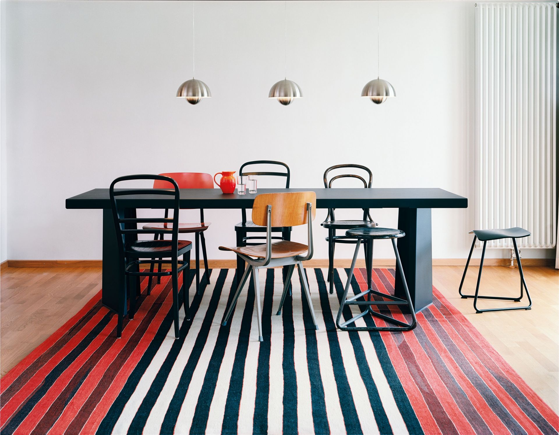 Pallas Tisch Indoor ClassiCon