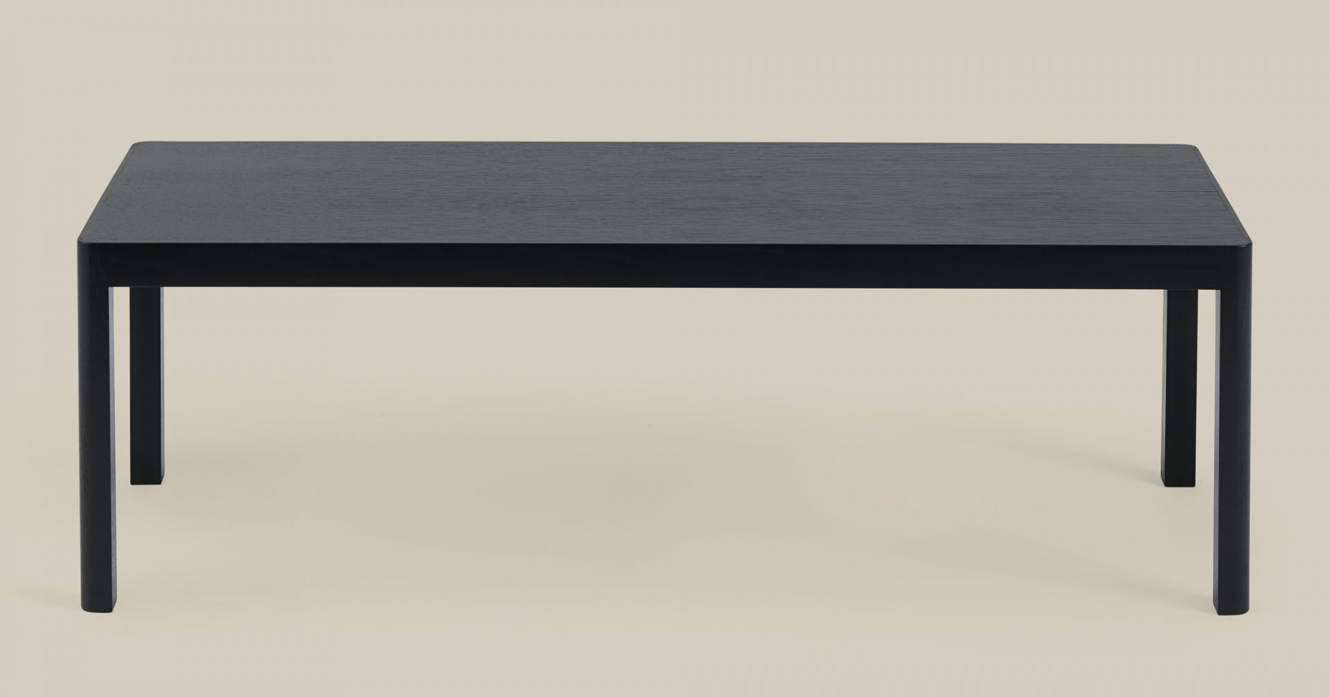 Muuto Workshop Coffee Table Couchtisch aus schwarzem Holz, rechteckig, moderne Wohnzimmermöbel.