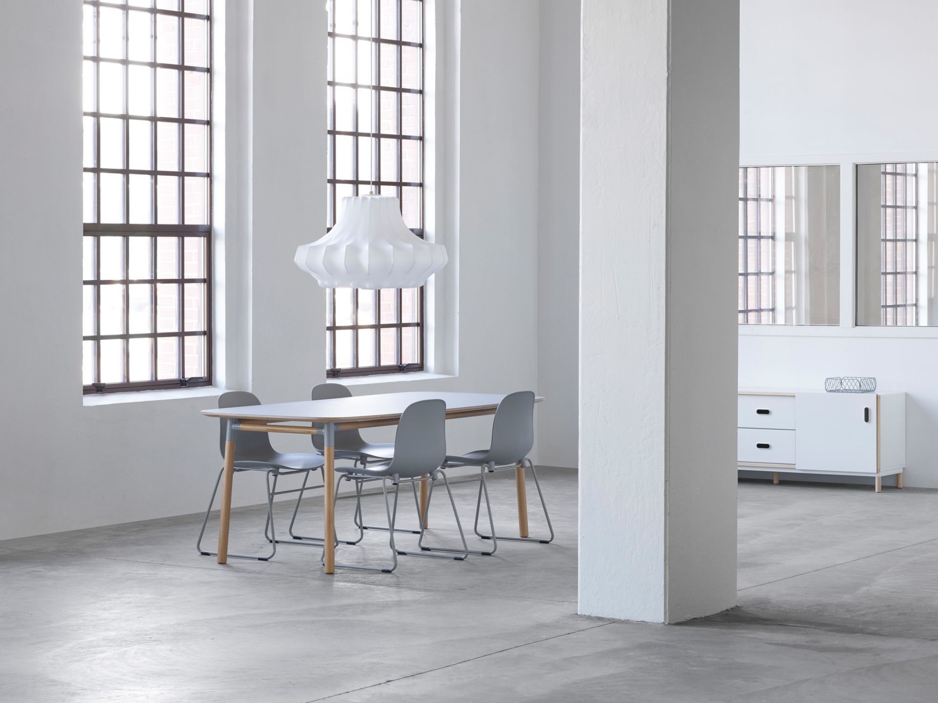 Phantom Lamp EU Pendelleuchte Normann Copenhagen Groß