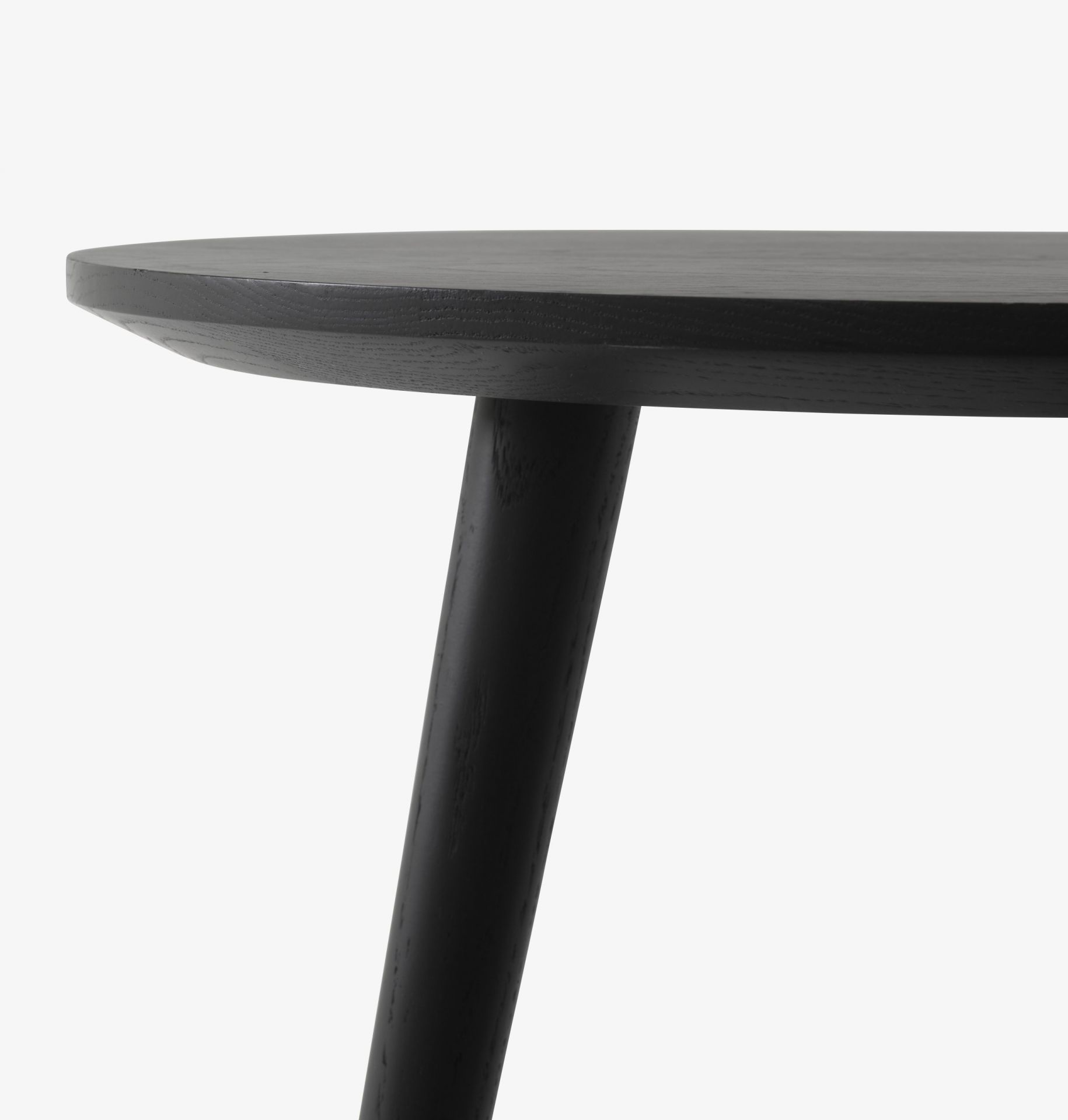 In Between Table SK3 / SK4 Tisch AndTradition