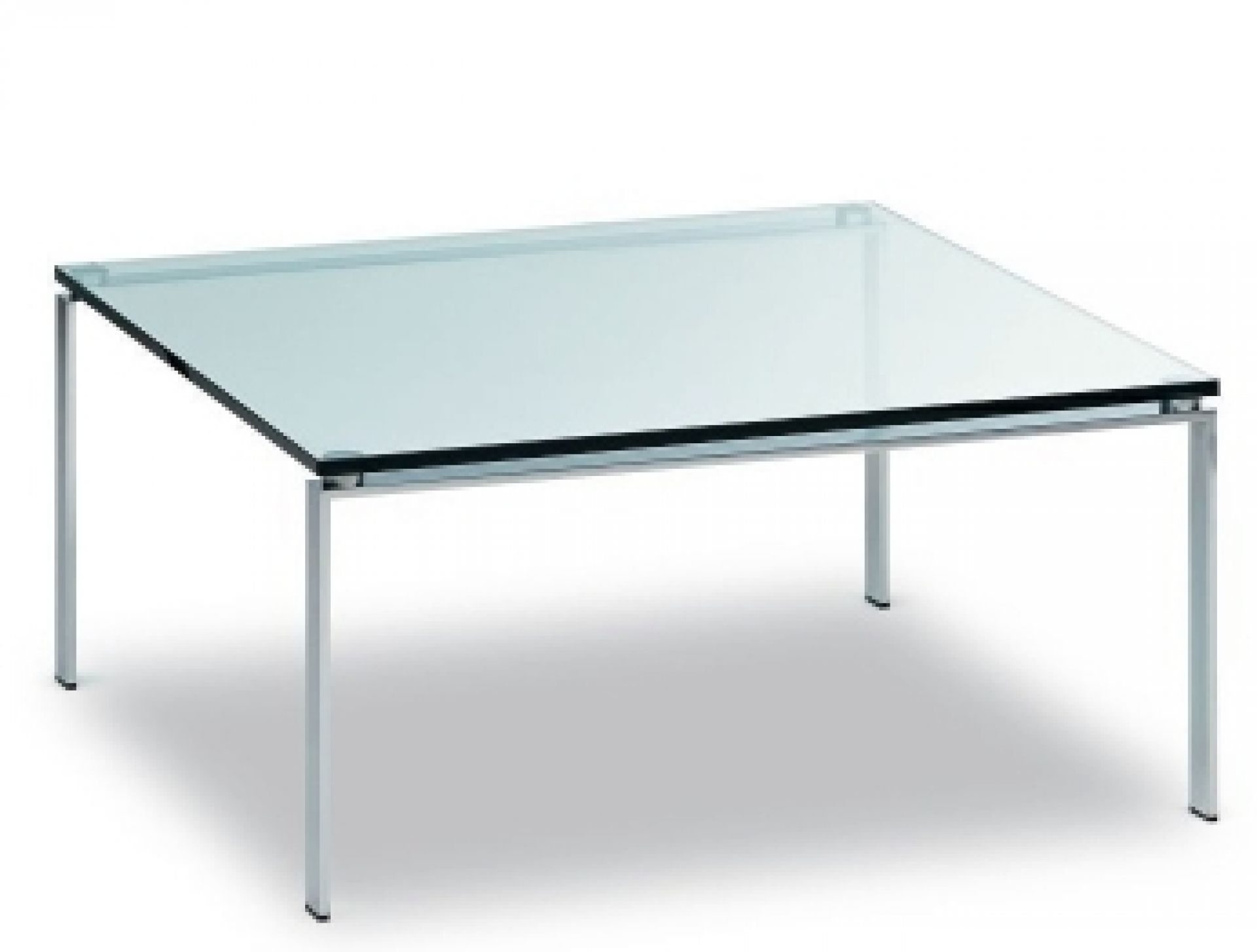 FOSTER 500 Tisch von Walter Knoll mit Glasplatte und filigranem, silberfarbenem Gestell. Moderner Design Tisch.