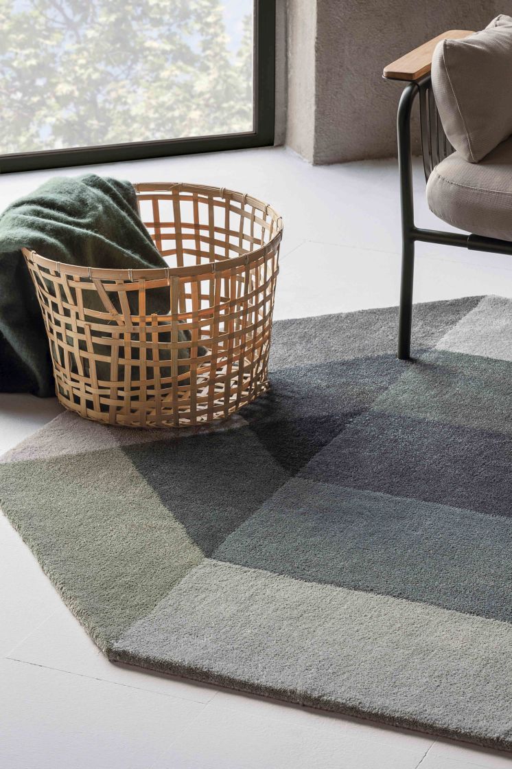 Diamond Teppich in Grün-Grau mit geometrischem Muster. Moderner Teppich für Wohnzimmer und Schlafzimmer.