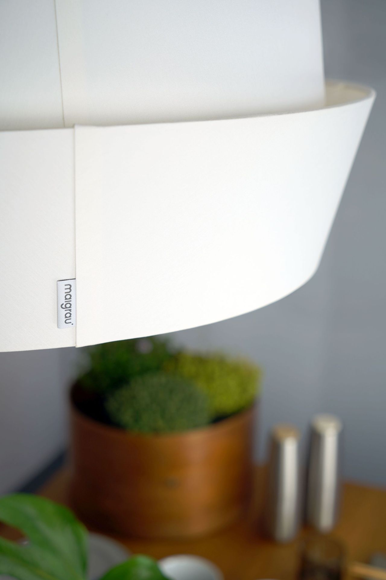 Fly Pendelleuchte O weiß Maigrau