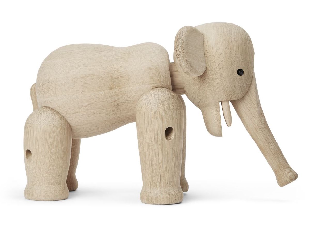 Kay Bojesen Elefant aus Eiche, große Holzfigur für Kinder und Sammler, seitliche Ansicht.