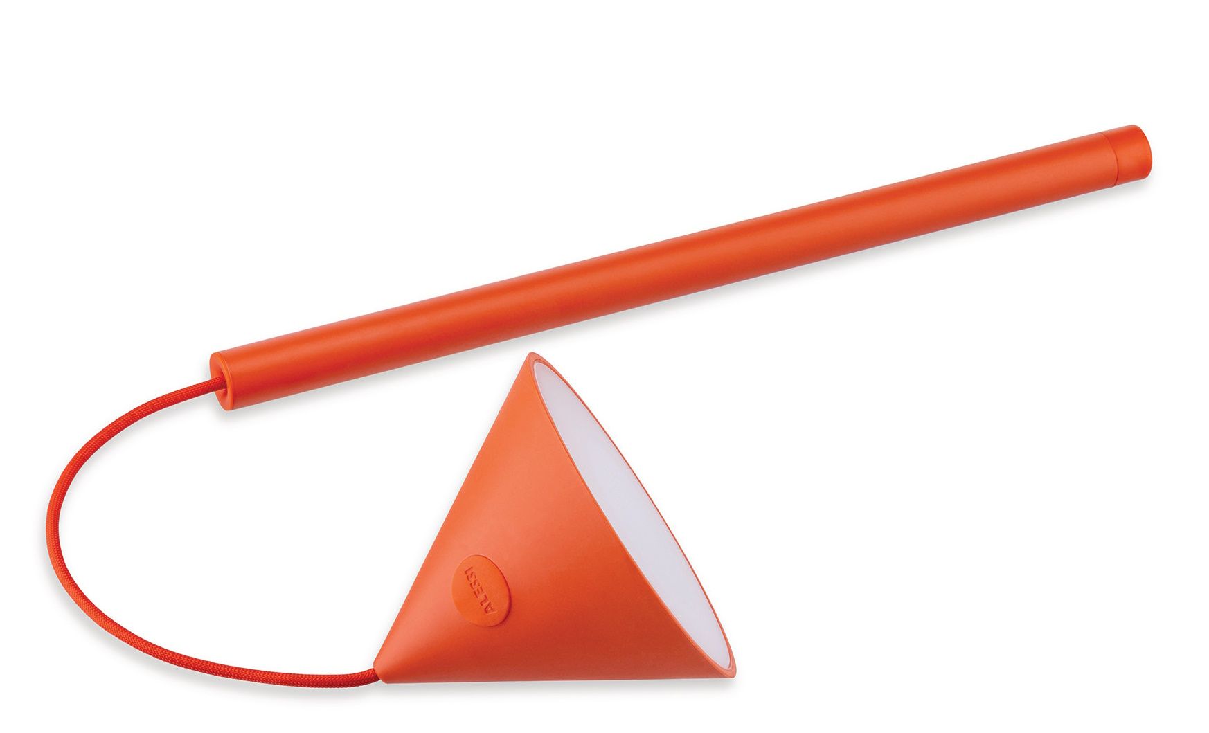Orangefarbene Tsumiki Akku Leuchte von Alessi, tragbare LED Lampe mit Stab und Kegelform.