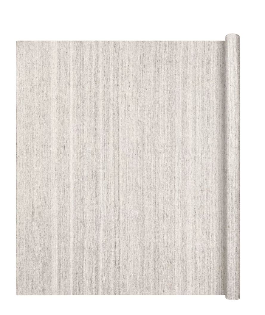 Beige melierter Kiva Rug Teppich von Blomus, 200 cm breit, für den Außenbereich.