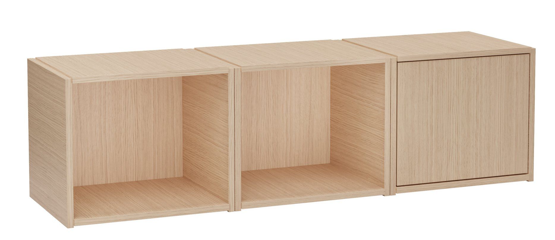 Bricks System Regal aus hellem Holz, bestehend aus zwei offenen Fächern und einem Schrank.