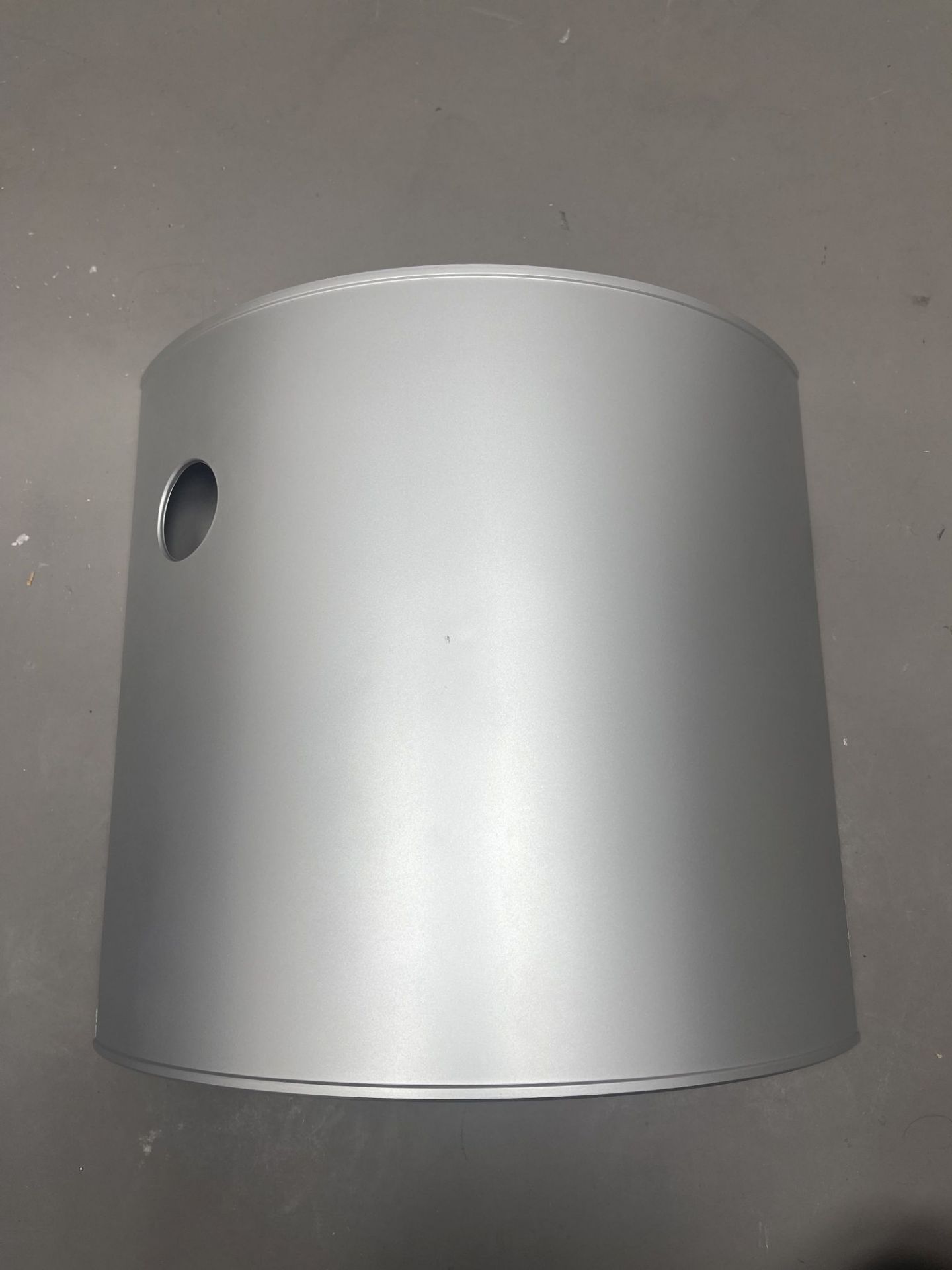 Silbernes Componibili Element (Mängelexemplar) von Kartell, rund, mit Loch, für modulare Aufbewahrung.