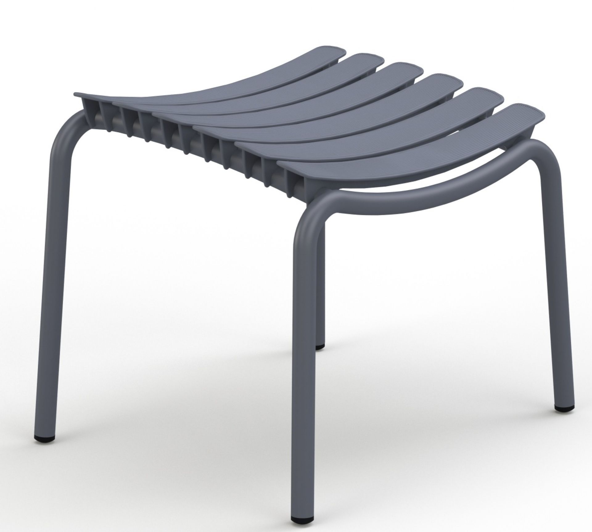 Grauer Houe Reclips Hocker für den Außenbereich mit Lattenrost-Sitzfläche und minimalistischem Design.