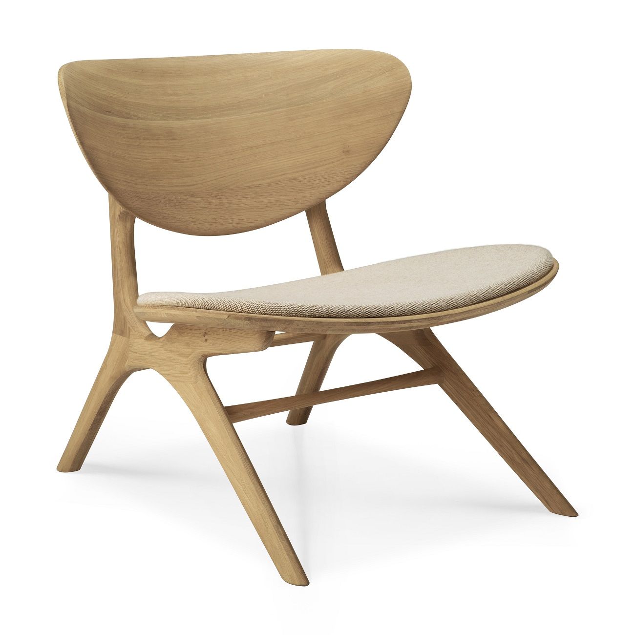 Eye Loungesessel aus Eiche mit Off White Stoffbezug von Ethnicraft. Moderner Sessel für Wohnzimmer.