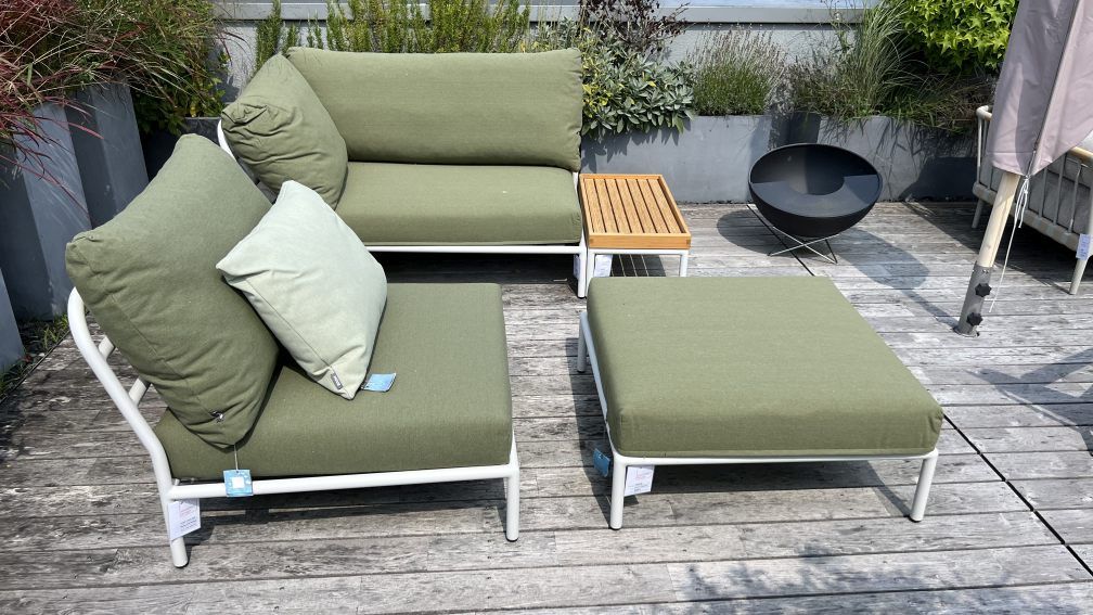 Level 2 Lounge Kombination Outdoor Houe AUSSTELLUNGSSTÜCK