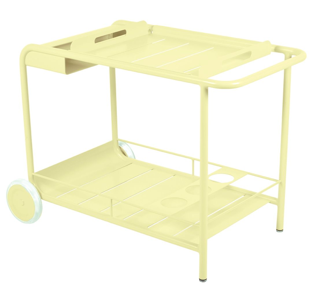 Fermob Luxembourg Servierwagen in Zitronensorbet: Outdoor-Möbel mit zwei Ablageflächen und Rädern.