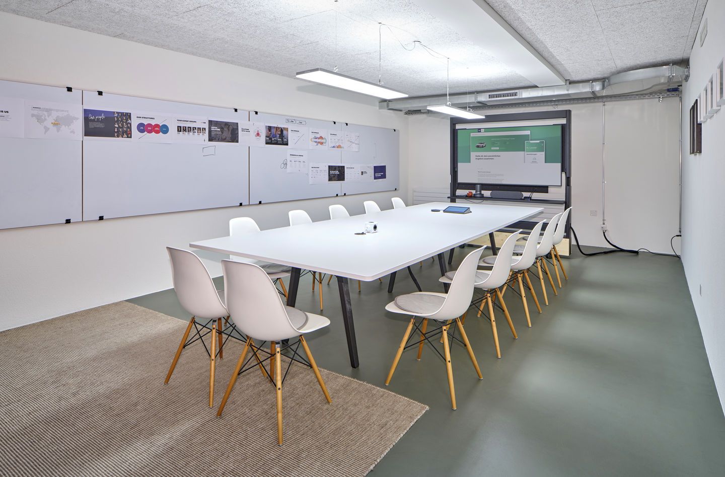 Eames Fiberglass Chair DSW Stuhl Vitra