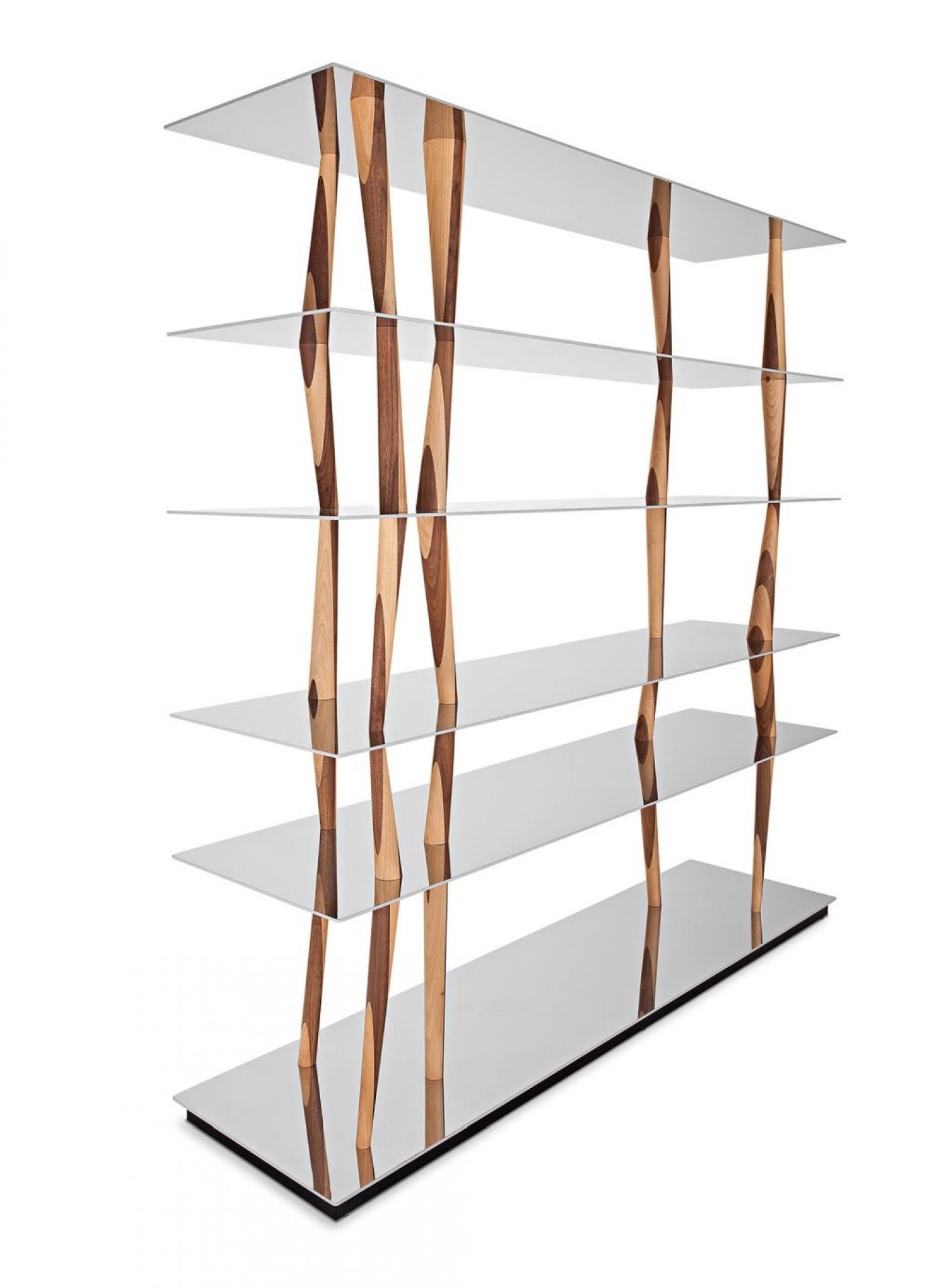 Sendai Regal mit Holzstreben und glänzenden Regalböden, modernes Design für Wohnzimmer und Büro.