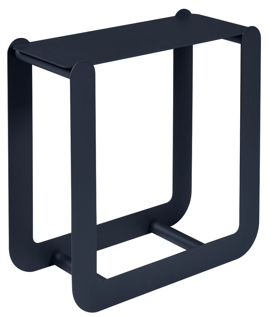 Nevado Holztrage von Fermob in Dunkelblau: Moderne Kaminholz Aufbewahrung aus Metall für Innen und Außen.