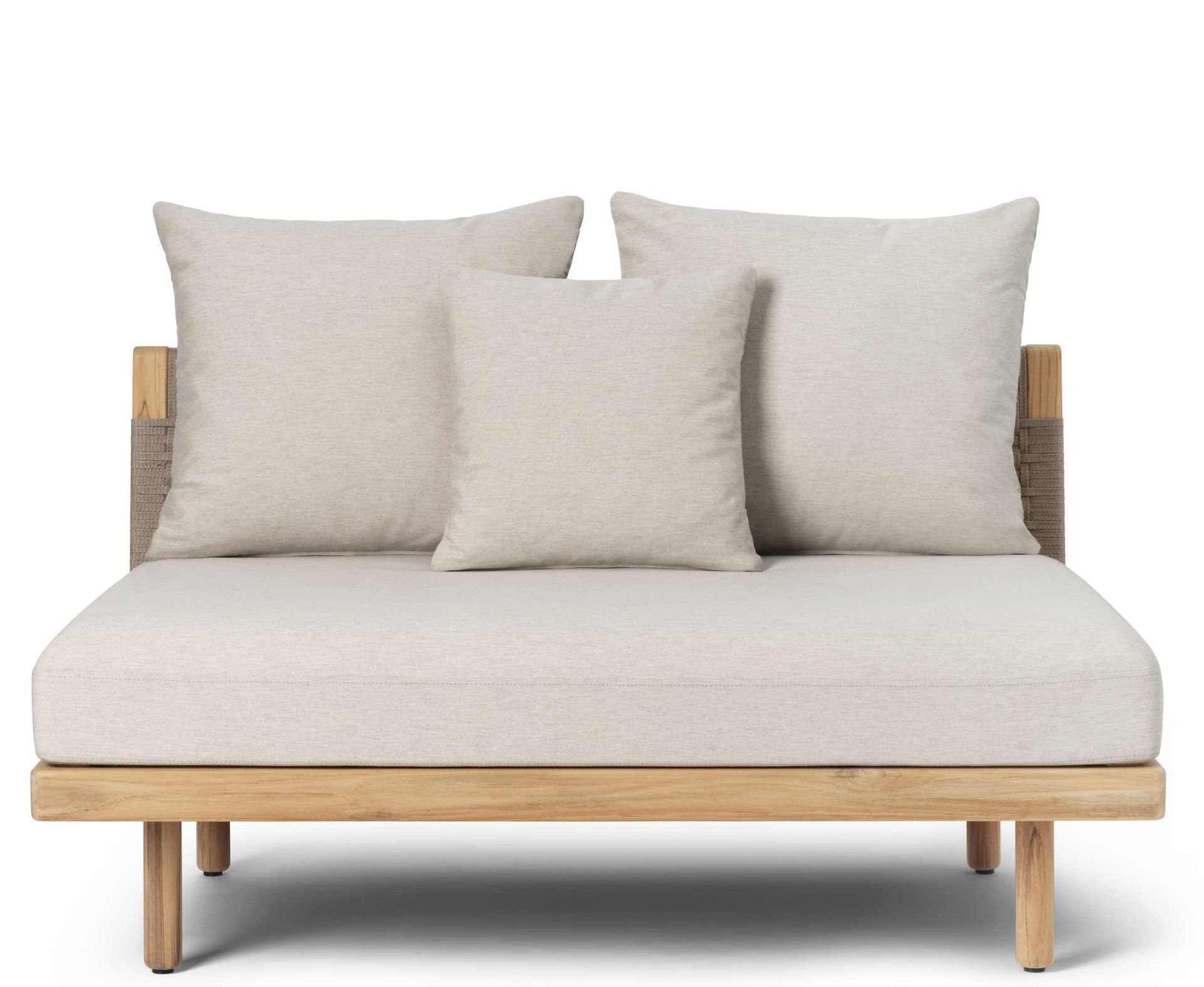 E500 Embrace Sofa Modul von Carl Hansen & Søn: Outdoor Lounge Möbel mit Kissen.