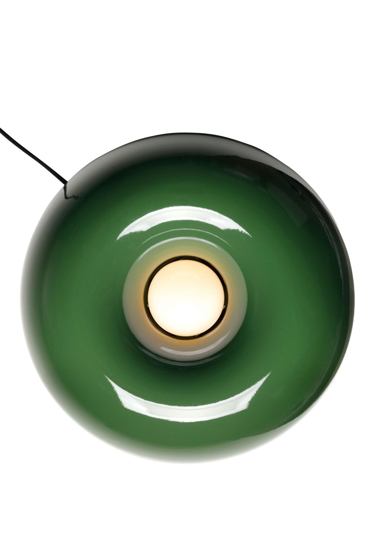 Grüne Fonte Tischleuchte Favius, moderne Lampe mit zentraler Lichtquelle, Detailaufnahme von unten.