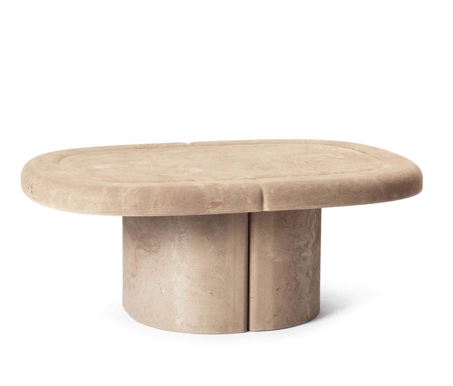 Ovaler Alder Couchtisch von Mater für drinnen und draußen aus Travertin.