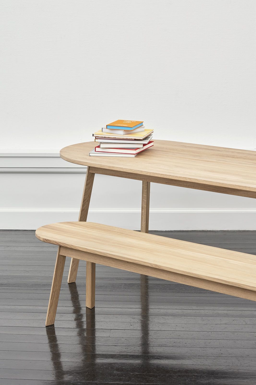 Triangle Leg Table Esstisch Hay