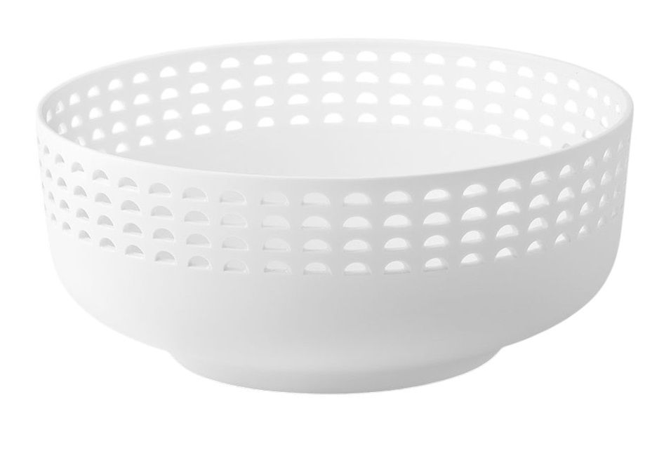 Weiße "Blickfang" Schale von Räder mit dekorativen, ausgestanzten Halbmonden. Moderne Deko Schale für Obst oder andere Gegenstände.