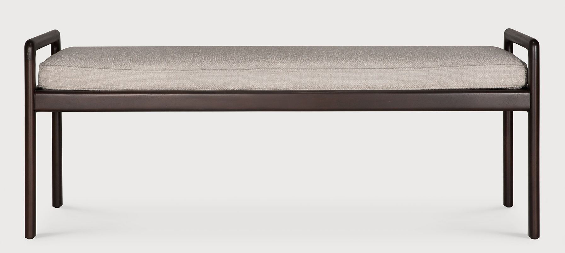 Jack Bank von Ethnicraft mit Sitzpolster in Ivory; moderne Holzbank mit Polsterung.