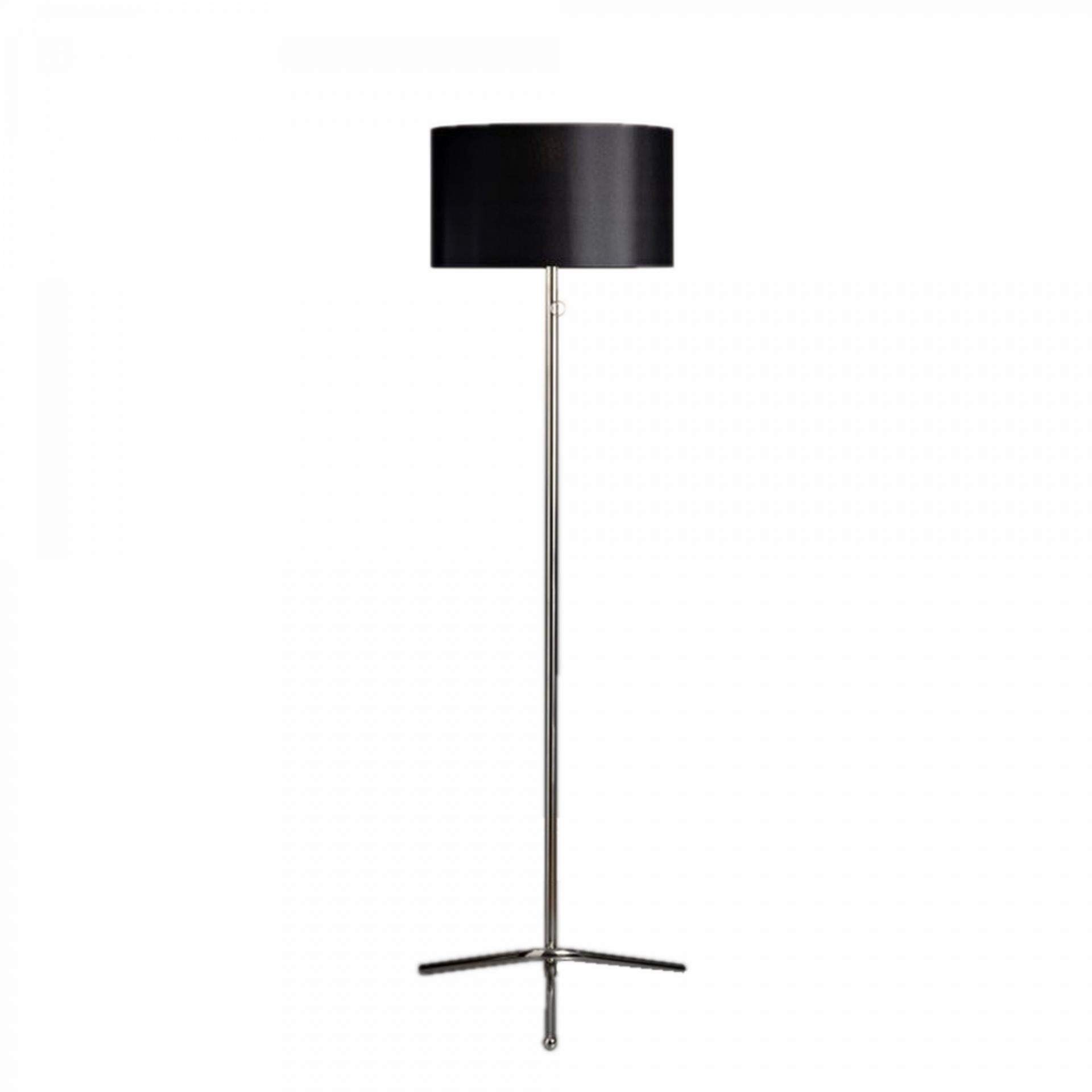 Baton Stehleuchte von Tecnolumen mit schwarzem Lampenschirm und silbernem Metallfuß.