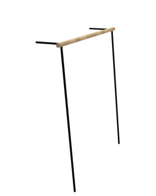 Little Leanon II Stummer Diener in Schwarz von Roomsafari: Kleiderständer mit Holzstange.