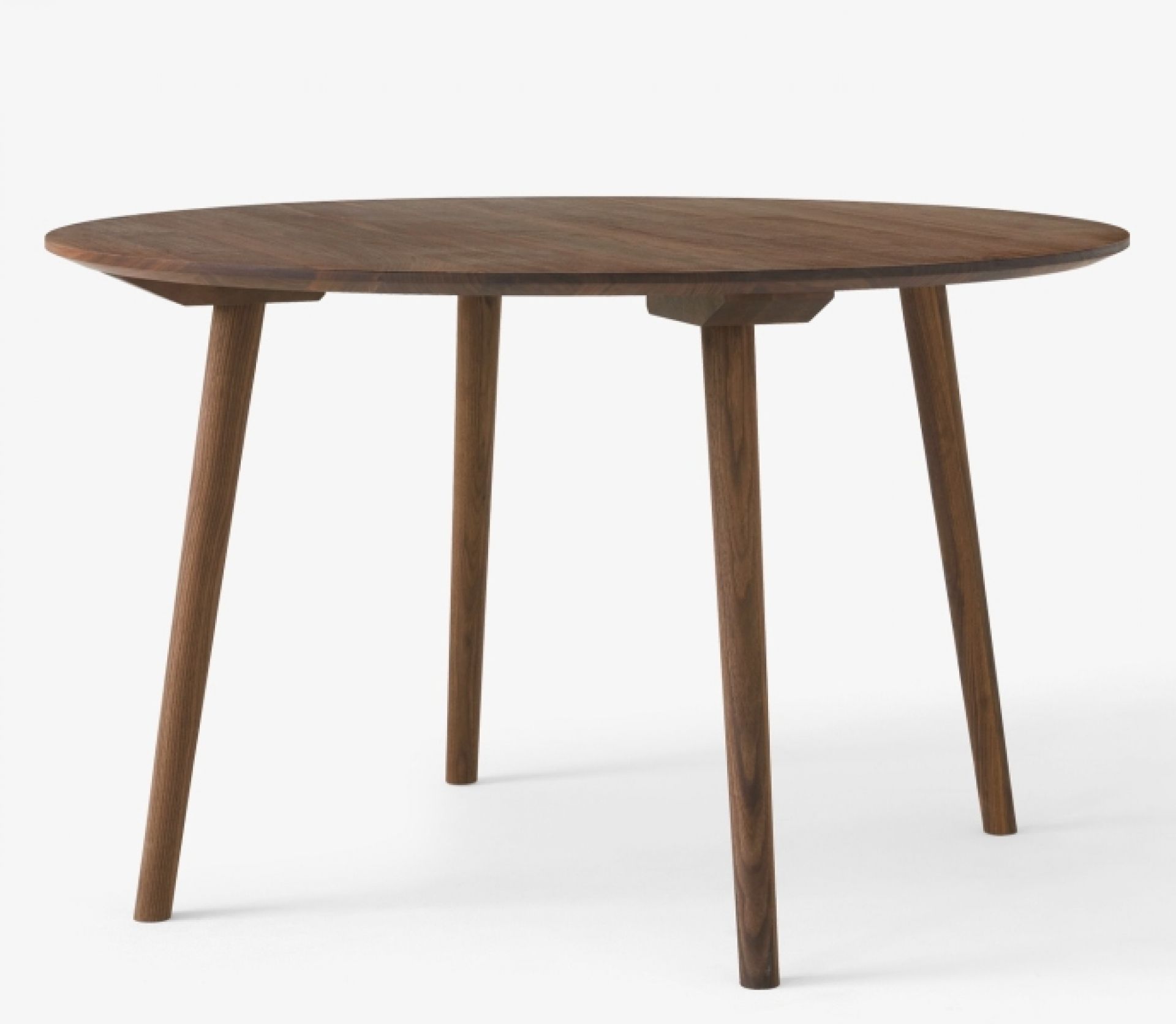 In Between Table SK3 / SK4 Tisch AndTradition