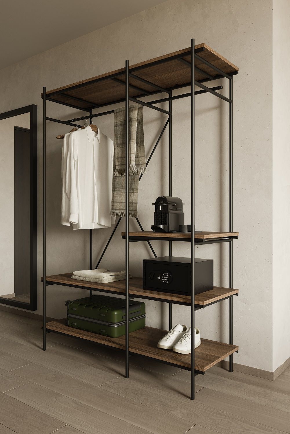 Oscar Hängeregal von Ethnicraft mit Kleiderstange und Regalböden aus Holz und schwarzem Metallrahmen.