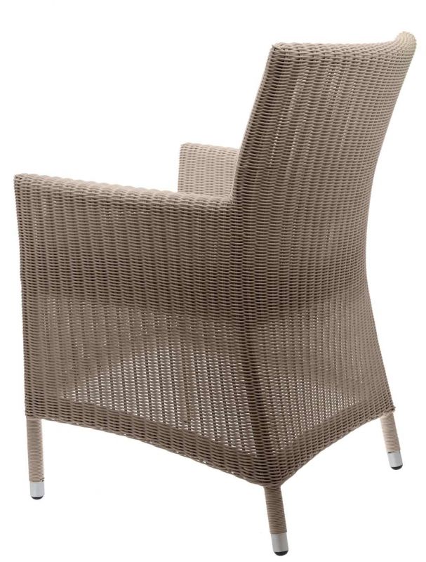 Rückansicht des Poesie Sessel Outdoor von Jan Kurtz, beige, aus Rattan-Geflecht.