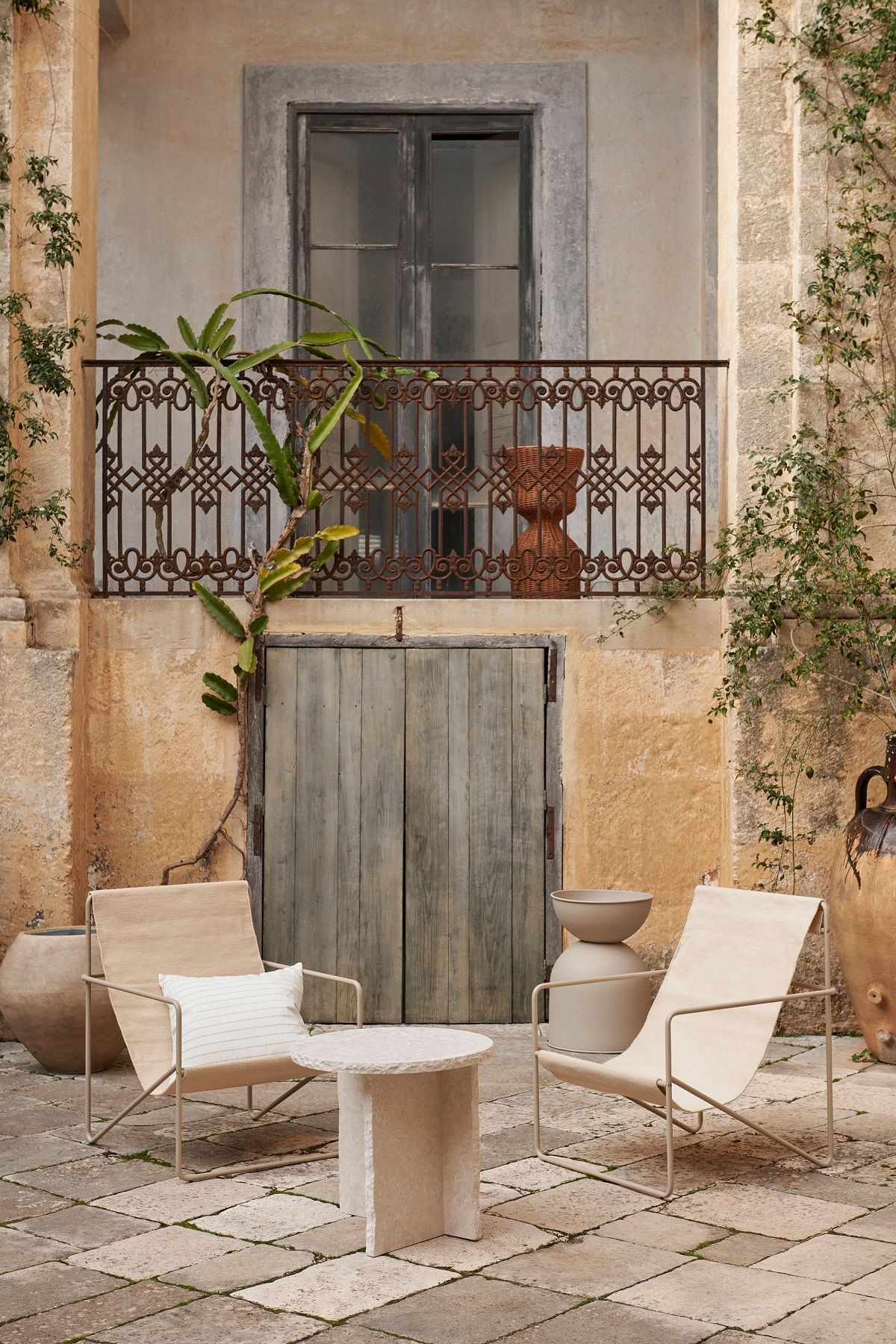 Desert Chair Loungesessel Ferm Living