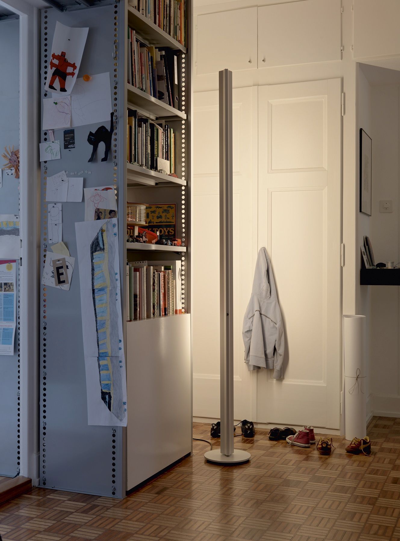 Ypsilon Stehleuchte Belux